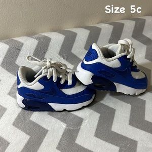 Toddler air max sneakers